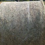 Round bales for horses and cattle